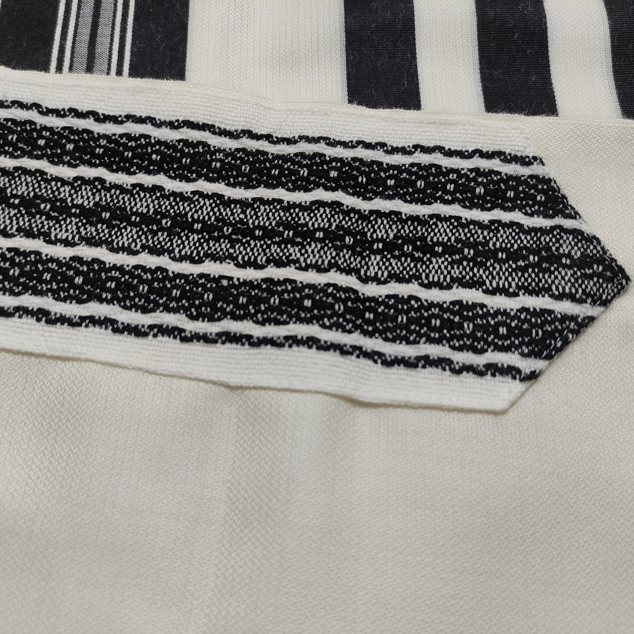 Hamefoar Nonslip Tallit with Handwoven Black-Stripe Atara