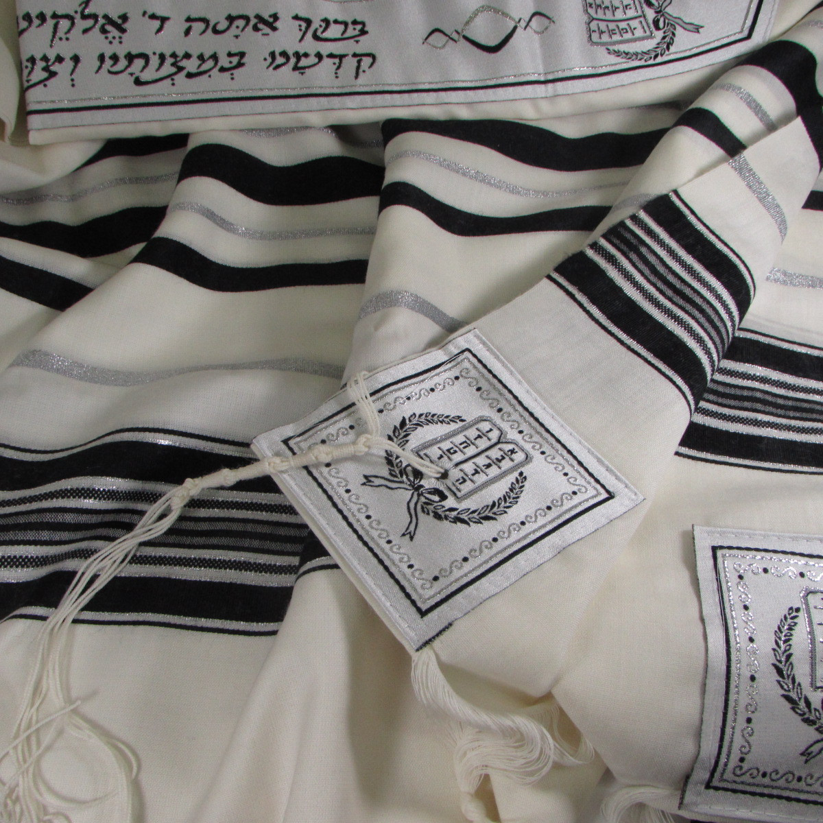 Prima A.A. Black-Silver Wool Tallit