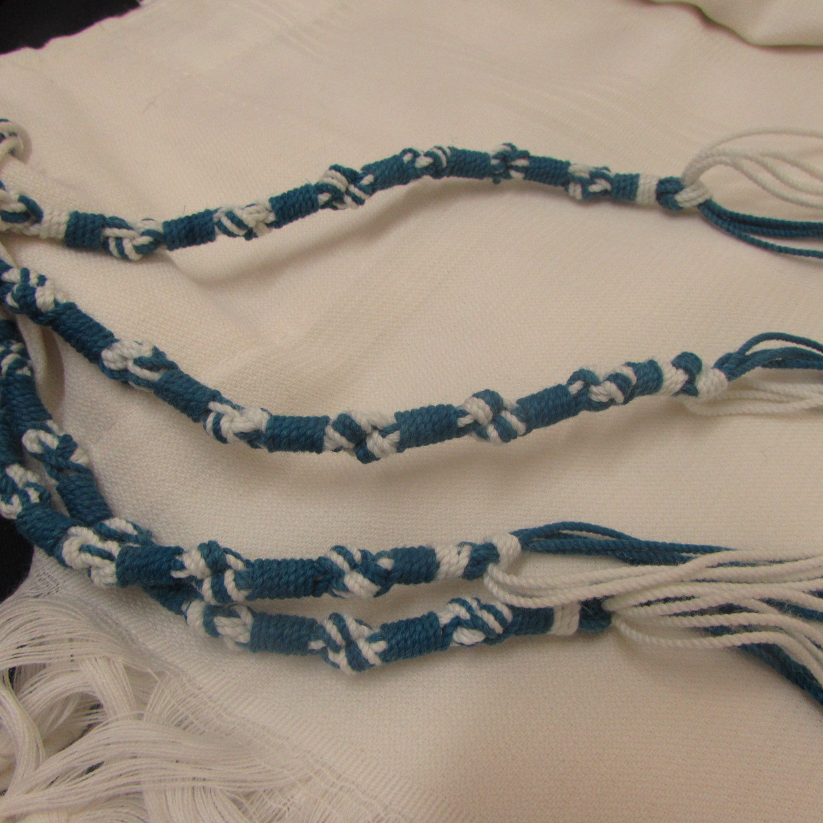 R. Schachter Tzitzit Tying