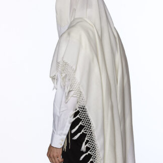 David Tashbetz Nonslip Tallit with Netted Fringes