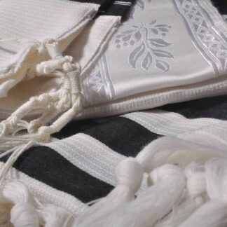 Tashbetz Black-Striped Nonslip Tallit