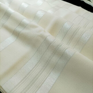 Hamefoar White & Silver Nonslip Tallit